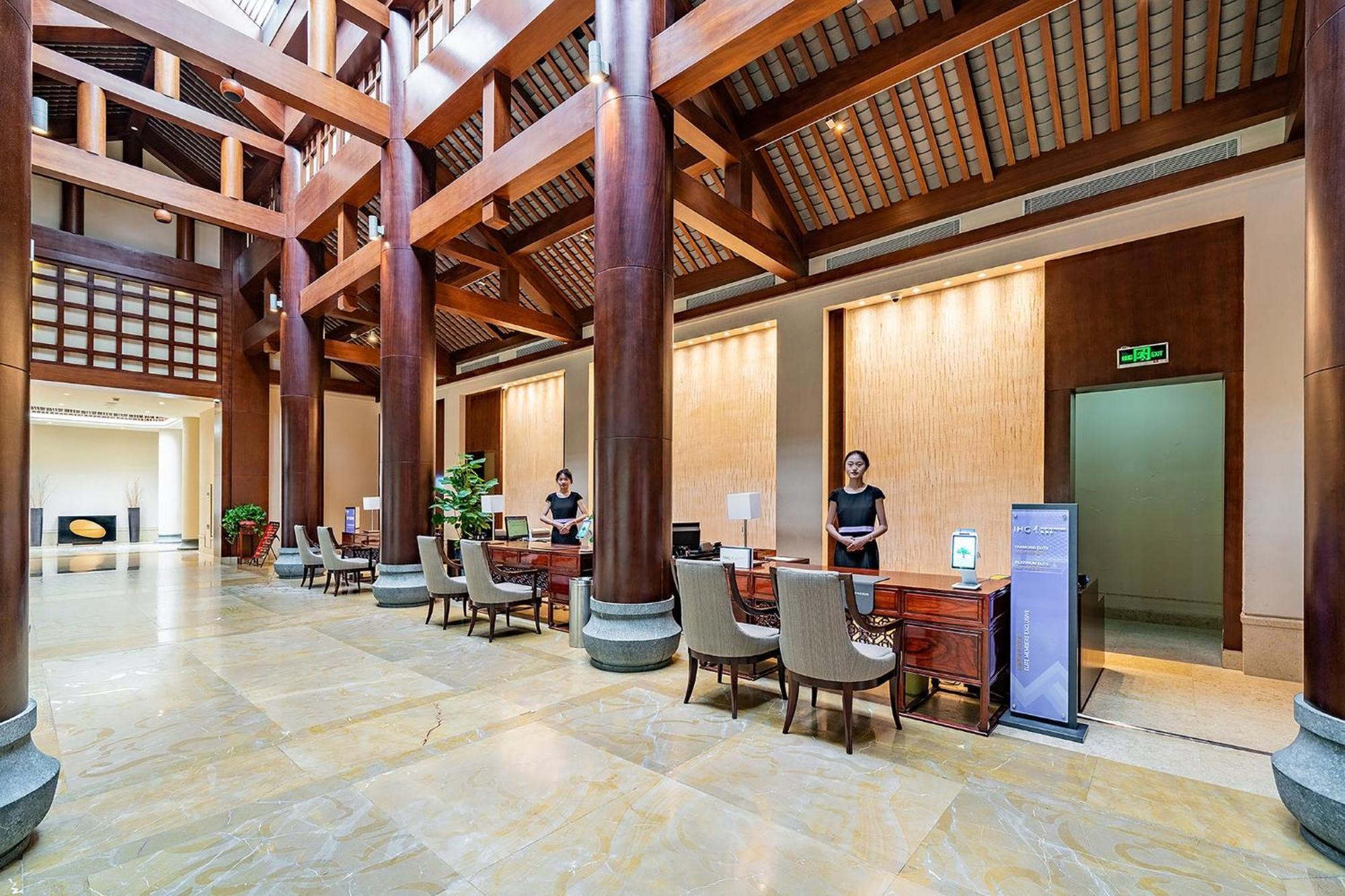 היפיי Holiday Inn Resort Chaohu Hot Spring By Ihg מראה חיצוני תמונה