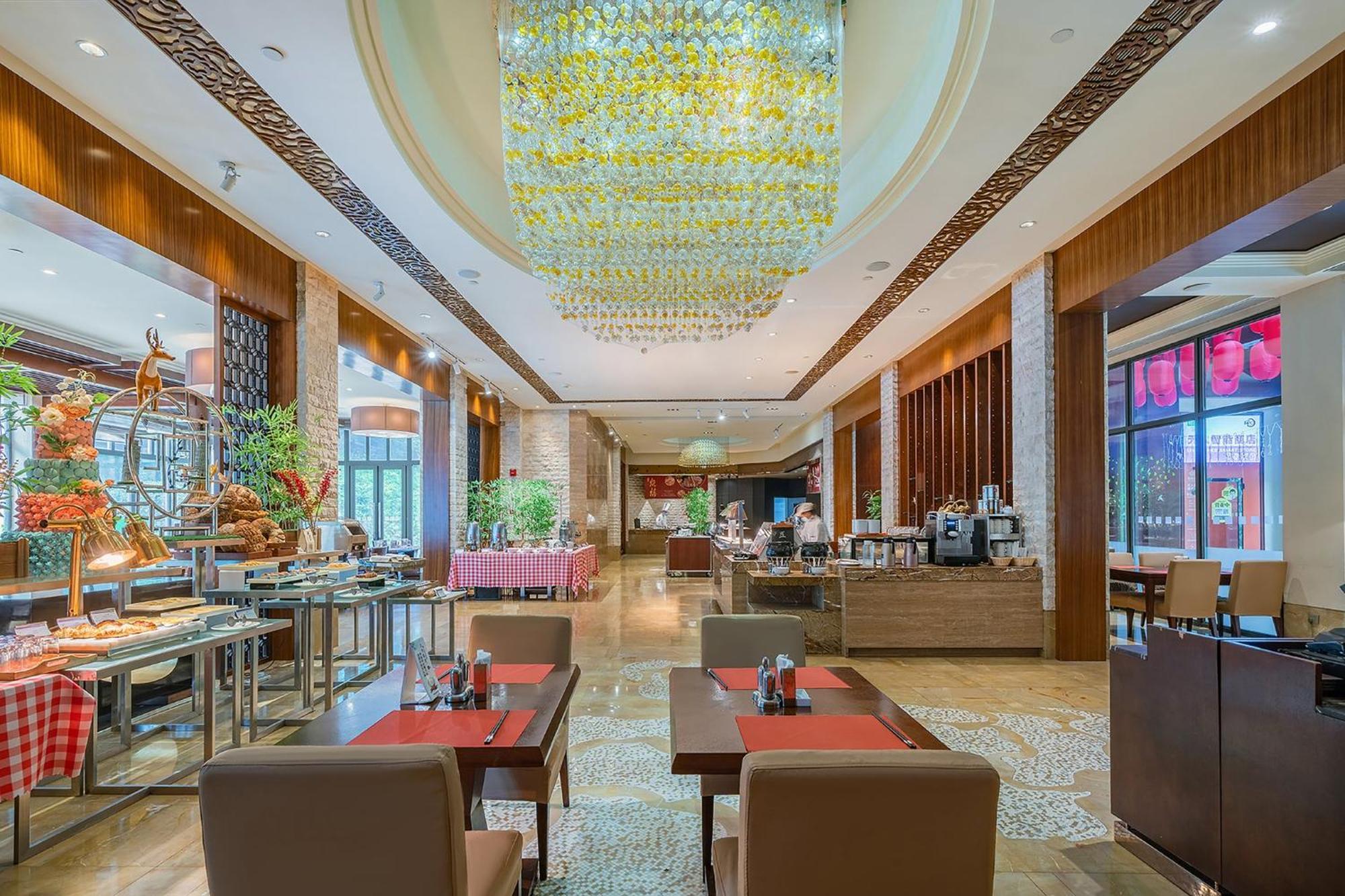 היפיי Holiday Inn Resort Chaohu Hot Spring By Ihg מראה חיצוני תמונה