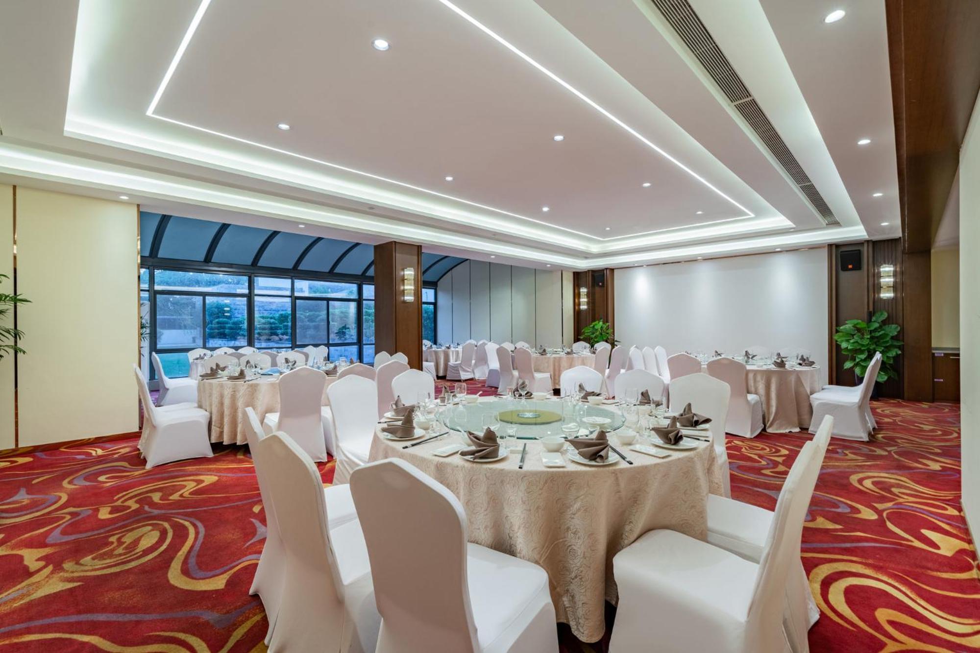 היפיי Holiday Inn Resort Chaohu Hot Spring By Ihg מראה חיצוני תמונה