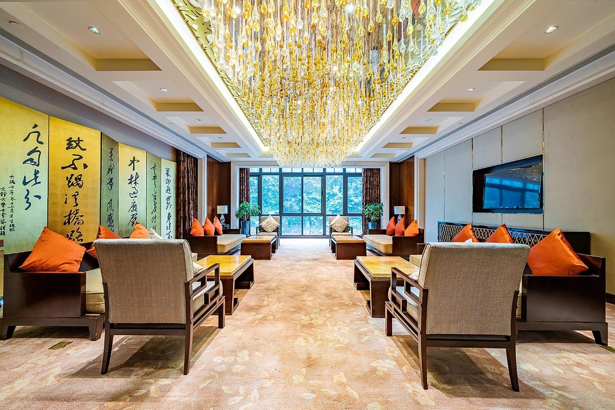 היפיי Holiday Inn Resort Chaohu Hot Spring By Ihg מראה חיצוני תמונה